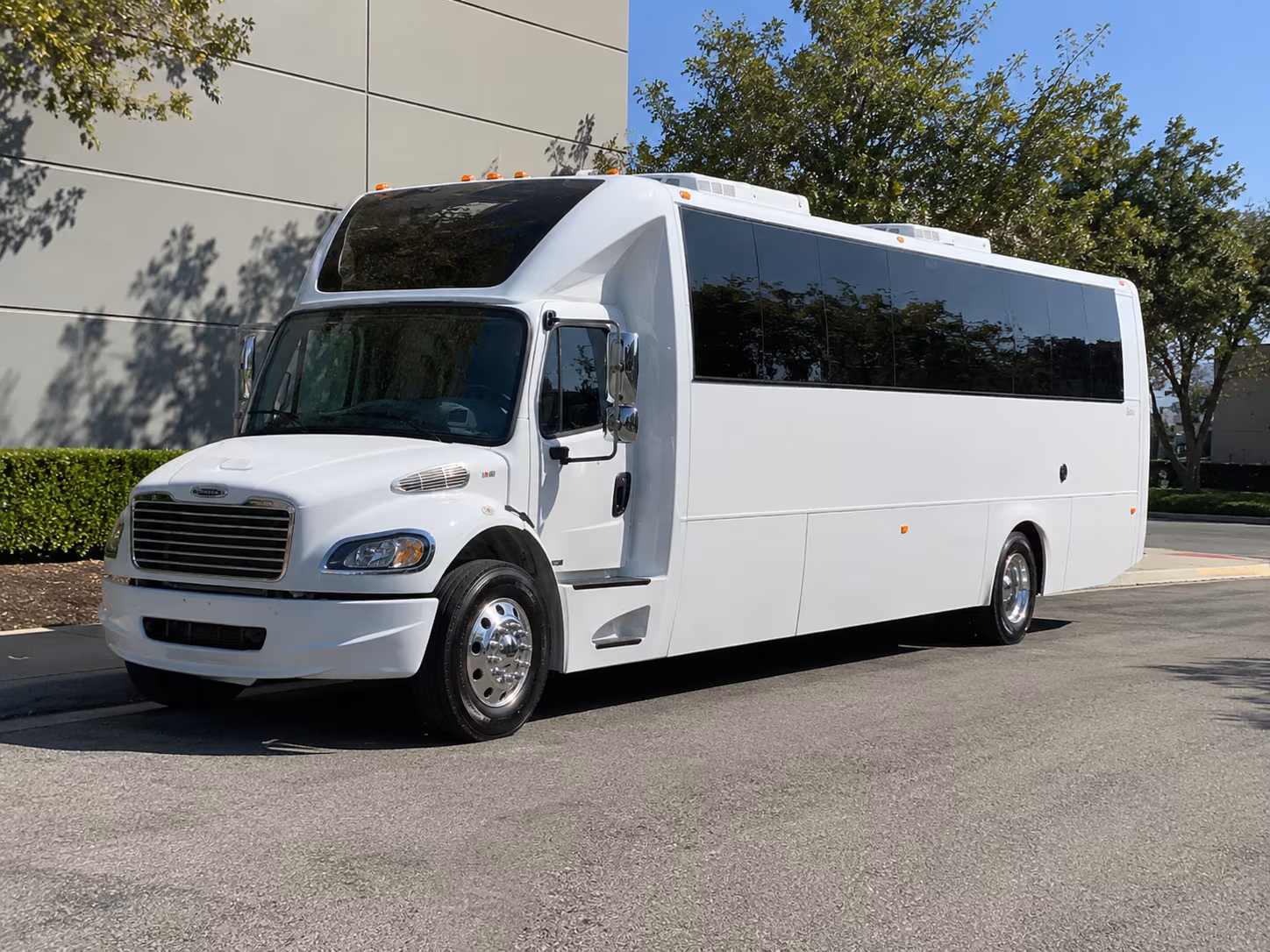 Council Bluffs Birthday, Sweet 16, & Quinceañera Party Bus Rentals