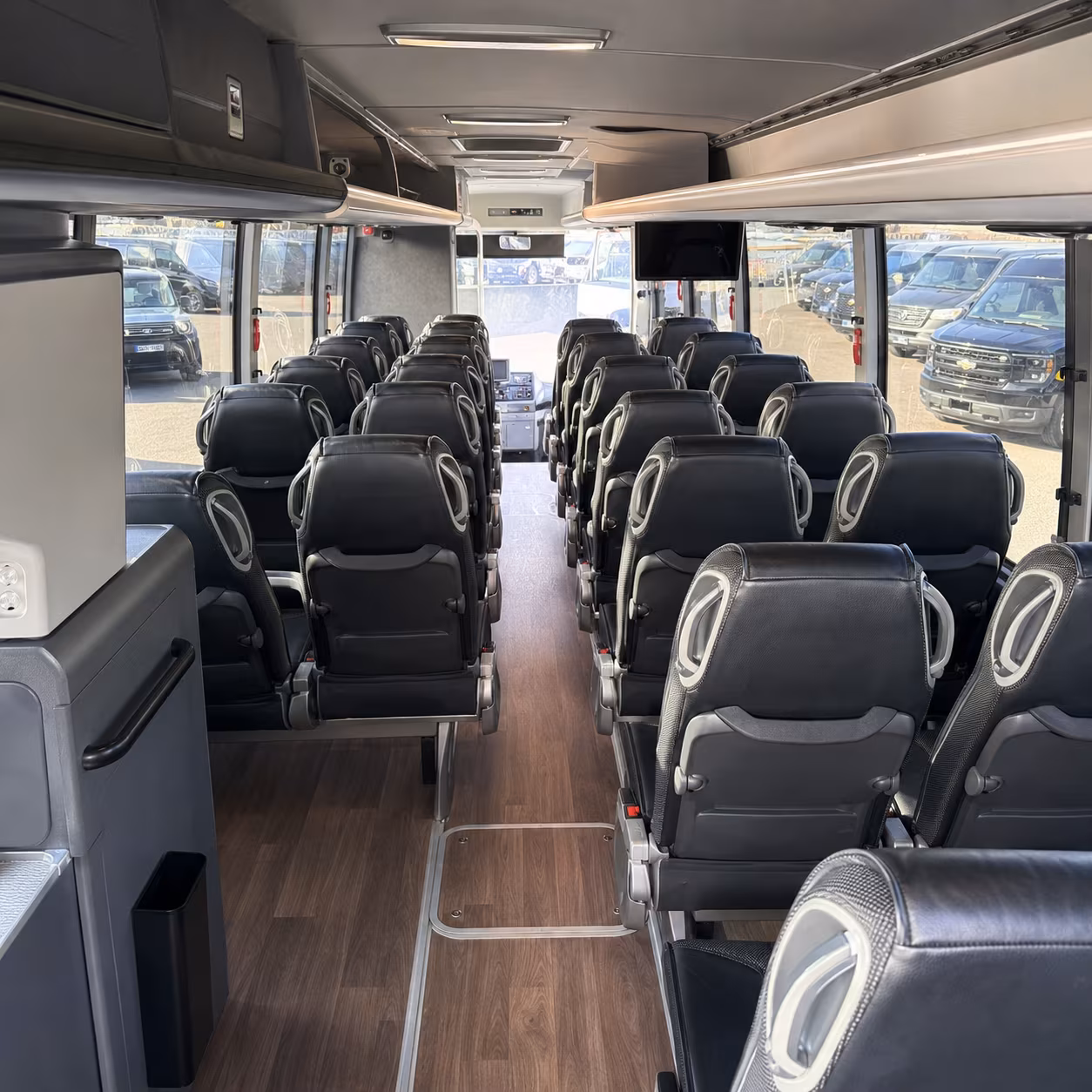 Omaha Airport Shuttle & Transportation party bus exterior