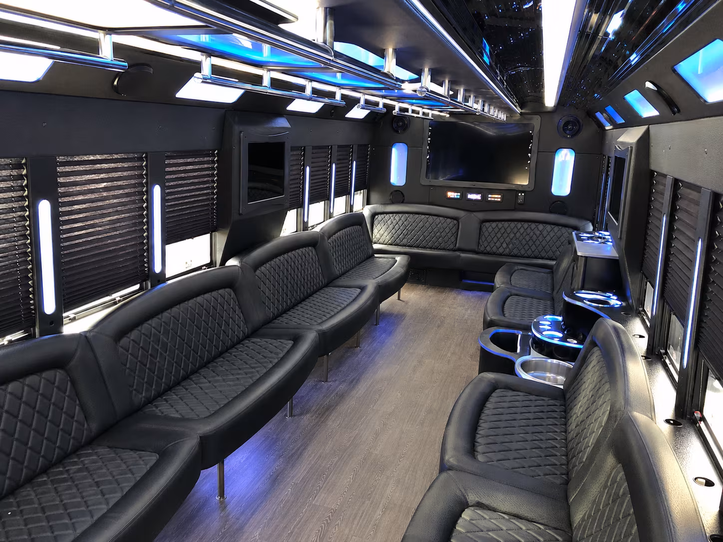Omaha Homecoming & Prom Party Bus Rentals