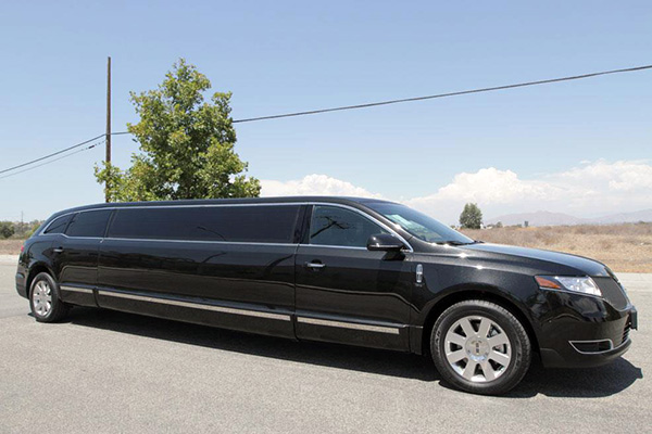 Omaha 8 Passenger Limo